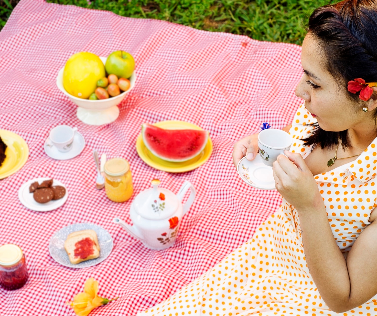 woman-food